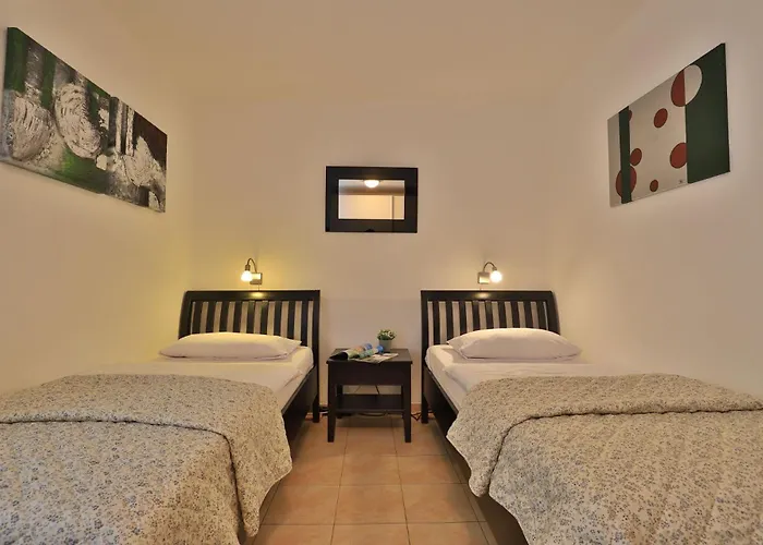 Papillon Whg 12 4 * بولتينهاجين